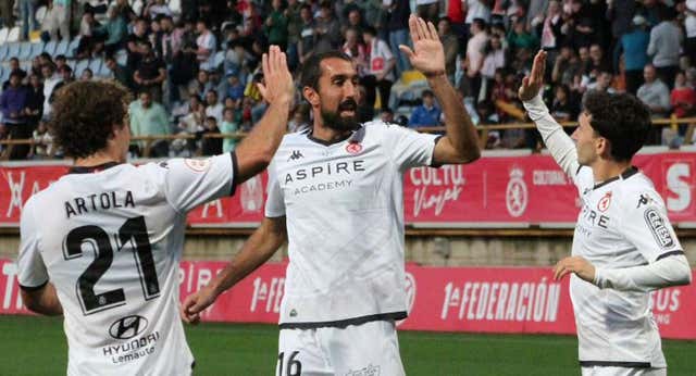 El imparable arranque del ‘Pulpo Mecánico’ de la Cultural Leonesa antes de un derbi leonés muy gallego