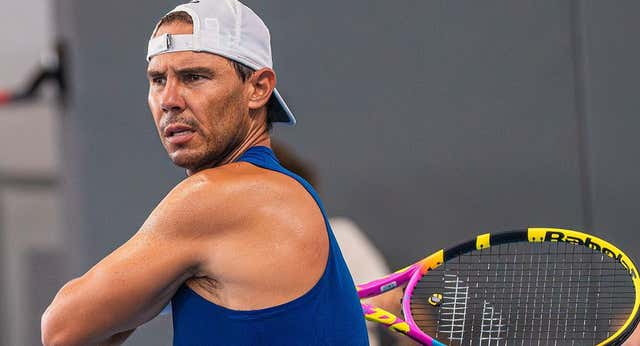 Un «amigo-enemigo» y la ley que rige su vida marcan la última cuenta atrás de Rafa Nadal