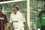 La 'quinta del Buitre' fue la gran víctima del mejor Milan de la historia: del 5-0 en Siro a los 24 fueras de juego del Bernabéu