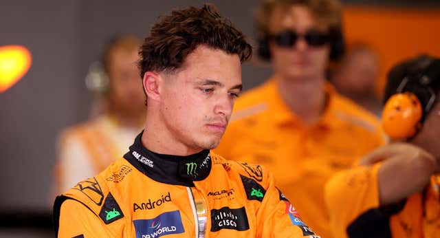 Lando Norris manda un mensaje a un Verstappen obligado a remontar