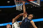 Santi Aldama roza el doble-doble (19+9) para ahondar en la crisis de Antetokounmpo y unos Bucks sin ideas