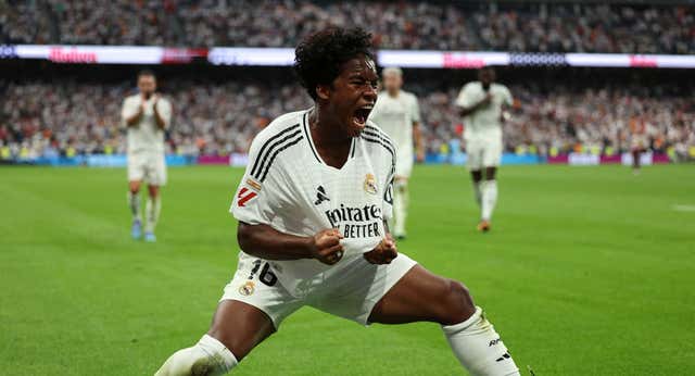Sigue la caída libre de Endrick, sin protagonismo en el Real Madrid y fuera de la convocatoria con Brasil