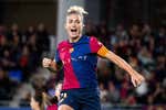 Alexia Putellas se sienta en la mesa de los mejores para redondear una fiesta de oro en el Barça