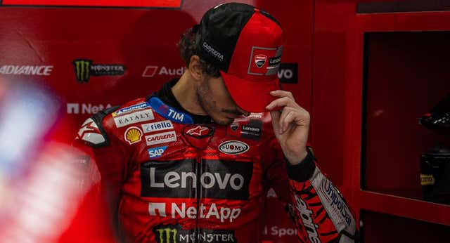 Pecco Bagnaia pasa del lamento sobre los sprints al intento de meter presión a Martín