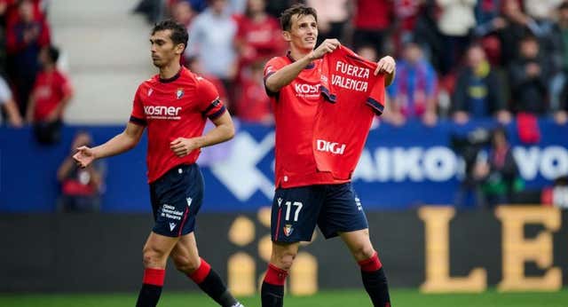 Budimir y Bryan disparan a un Osasuna de Champions que aumenta las dudas en Pucela