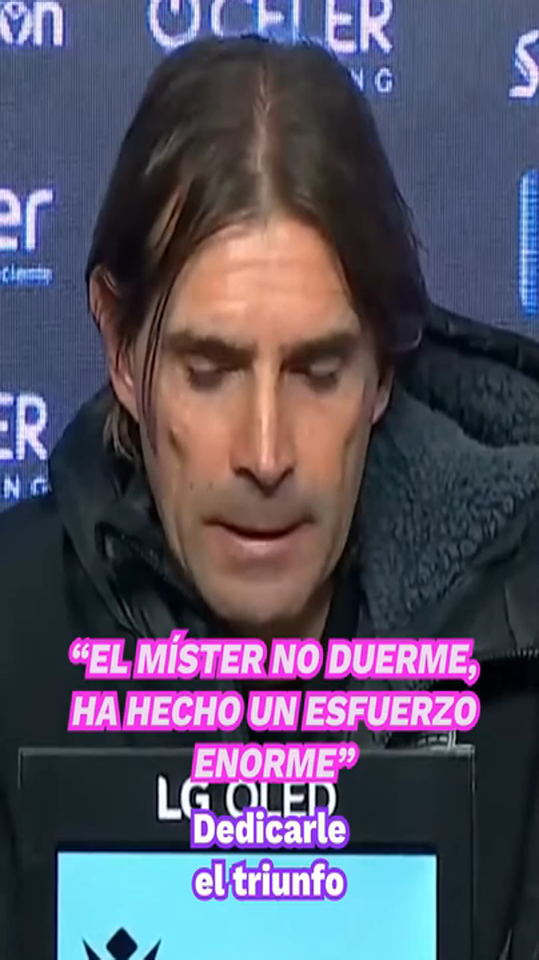 Dani Pendín, segundo de Vicente Moreno, le dedica la victoria a su míster
