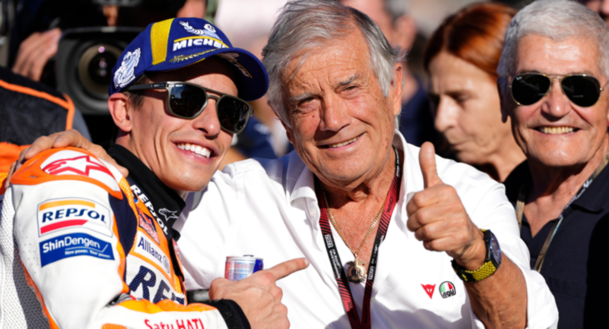 Giacomo Agostini avec Marc Márquez. /EFE