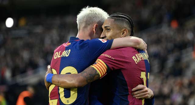 El Barça desmonta el autobús de Manolo González