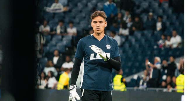 El portero del Alavés que viajará a Valencia con las donaciones de la plantilla y Omorodion: «Sivera quería bajar con una furgoneta»