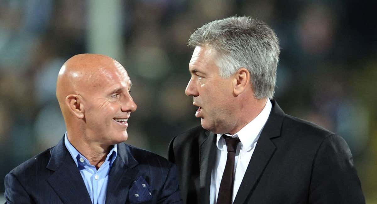 Sacchi y Ancelotti durante un encuentro cuando Carlo era entrenador del Milan.