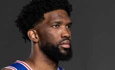 A Joel Embiid el empujón a un periodista le sale muy caro: pierde 1,8 millones de dólares por tres partidos de sanción