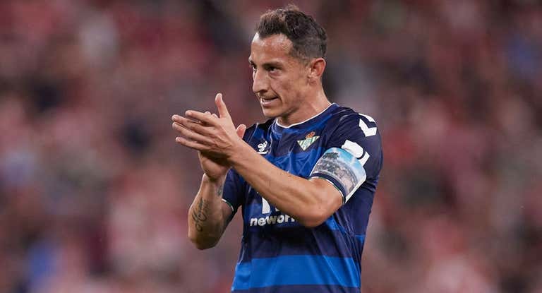 Andrés Guardado, en un partido con el Betis.