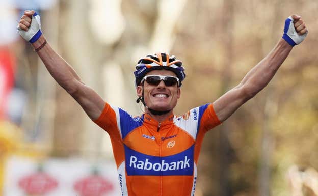 Luis León Sánchez celebra un triunfo cuando corría en Rabobank.  GETTY