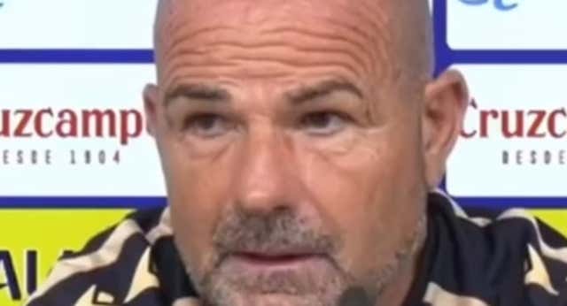 El entrenador del Cádiz se derrumbó en rueda de prensa al hablar sobre la DANA.