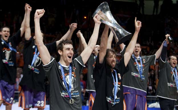 Claver levanta la Eurocup de 2010. Las Provincias