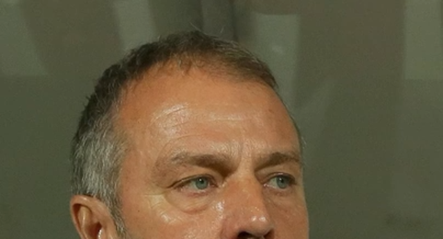 El entrenador del Barça  le pidió a Laporta que no acudiera a los entrenamientos en traje.