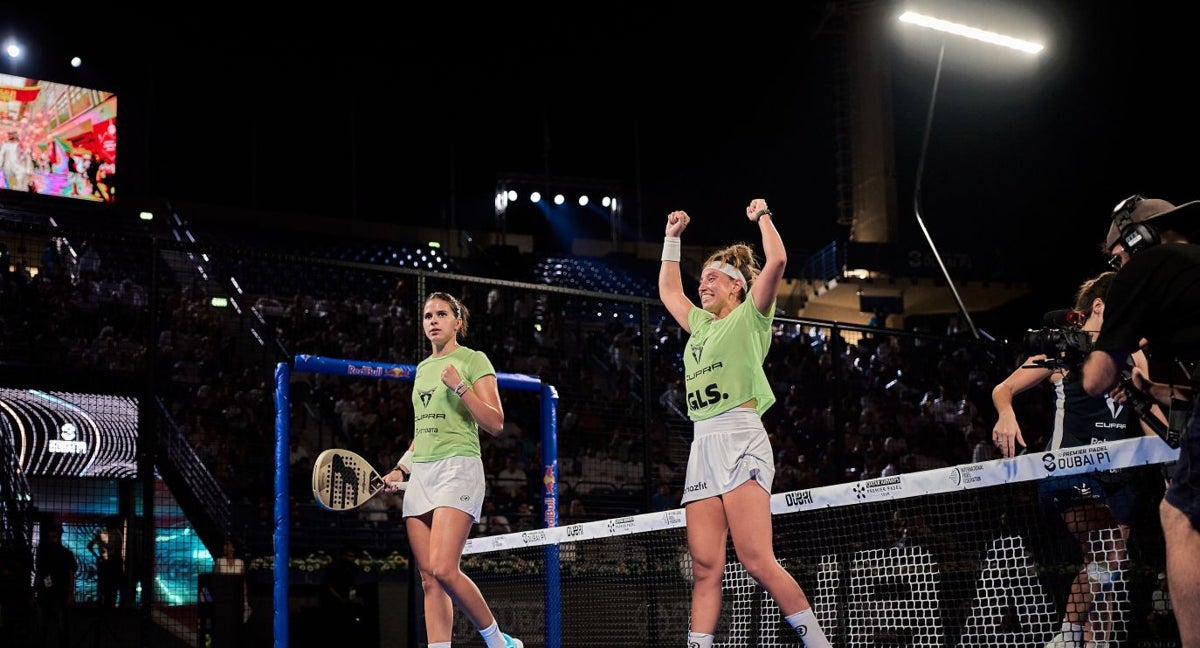 Delfi Brea y Bea González celebran en Dubái, donde son finalistas en 2024.