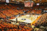 La Fonteta se engalana para olvidar la mayor tragedia