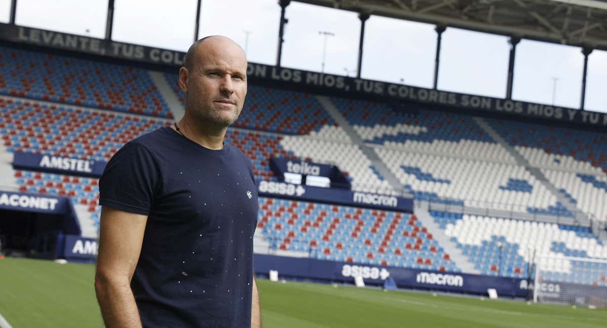 Mateu Lahoz se emociona con la ola de solidaridad que recibe Valencia ...