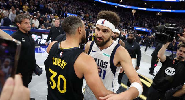Stephen Curry dinamita el emotivo y lacrimógeno regreso de su ‘hermano’ Klay Thompson a San Francisco