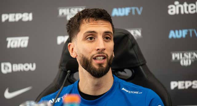 Una posible sanción de siete partidos a Bentancur abre el debate sobre las bromas de mal gusto: «Somos amigos»