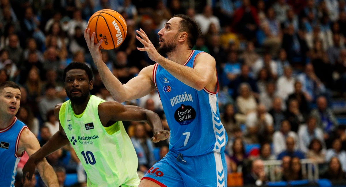Edin Atic, jugador del Río Breogán de Lugo.