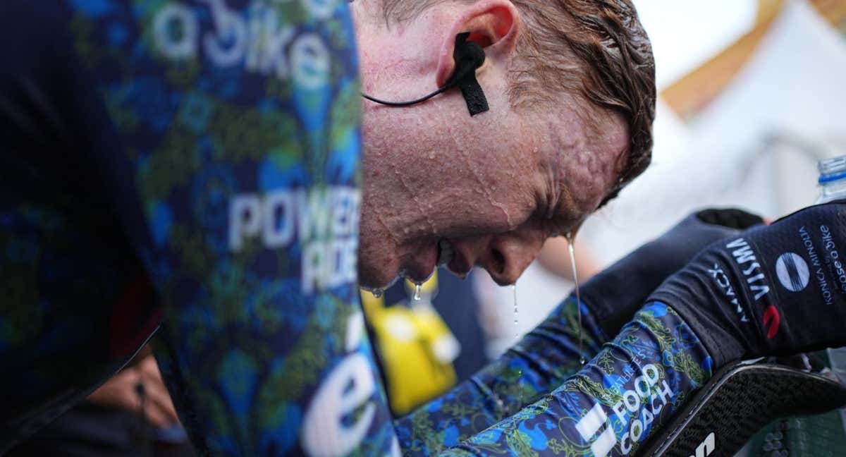 Matteo Jorgenson tras una etapa del Tour de Francia.