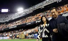 Peter Lim se encomienda a Goldman Sachs para evitar el ahogo del Valencia a corto plazo