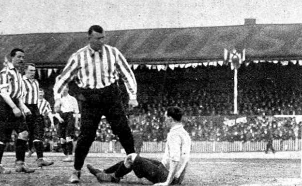 William Henry Foulke en un partido.</p><p> Reuters