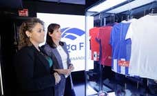 Liga F se convierte en una pieza de colección y tira abajo otro muro... en el museo: “Las leyendas no son masculinas o femeninas”