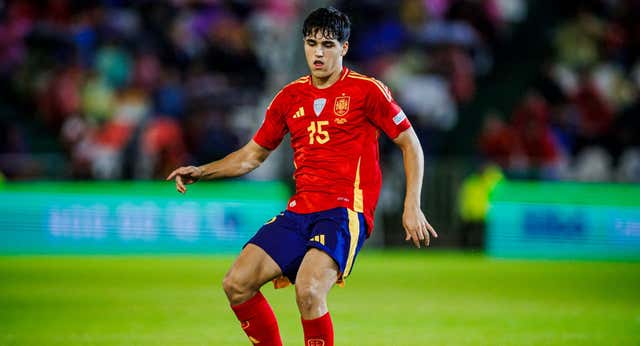 Lo que se cuece en el Barça: la desinformación con Cubarsí y lo que hace, pero no puede decir Deco