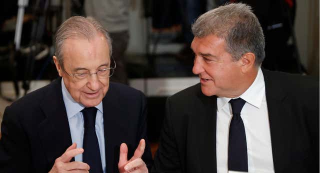La foto imposible del Clásico femenino: otra vez sin Florentino y Laporta en el palco