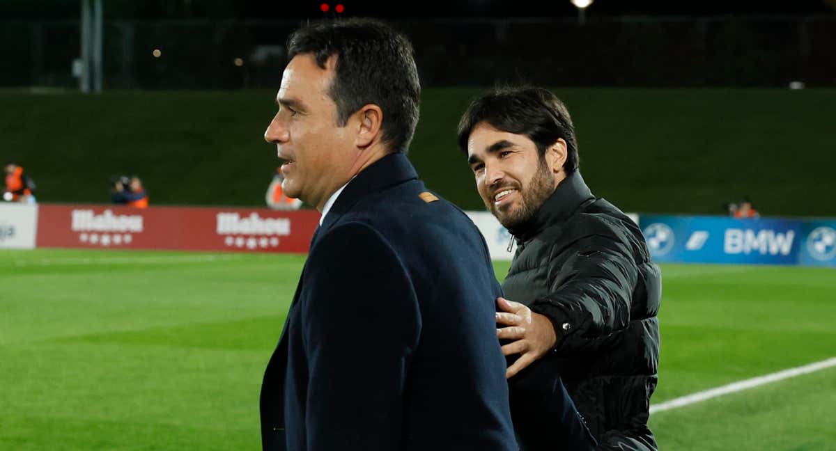 ALberto Toril saludando a Pere Romeu.