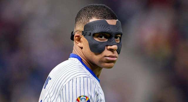 Deschamps alimenta el enigma con Mbappé: «Hablar de depresión… no sé»
