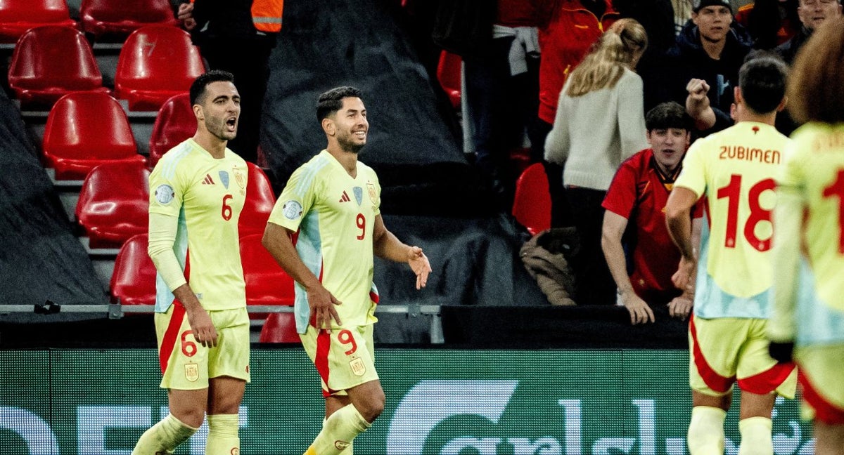 España celebrando en Copenhague. Ahora quiere repetir la alegría en Tenerife para seguir afirmándose en la Nations League.