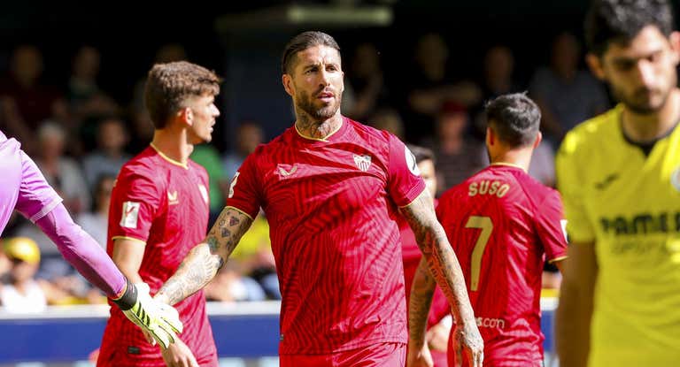 Sergio Ramos jugó la pasada temporada en el Sevilla y desde entonces está sin equipo.