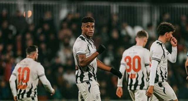 El goleador español en Suiza que no tiene claro con qué selección jugaría: «Me tendría que sentar con mi familia»