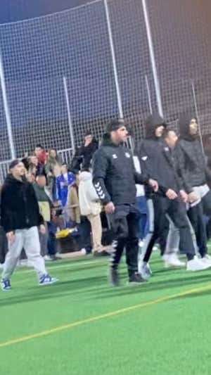 Pelea multitudinaria con encapuchados y navajas en un partido de Primera Regional de Madrid: «Fue una salvajada... Podía haber sido mucho peor»
