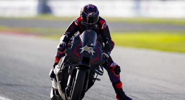 El estreno de Martín con Aprilia: lágrimas, la foto en la 5, la bronca de su jefe y la duda del 1