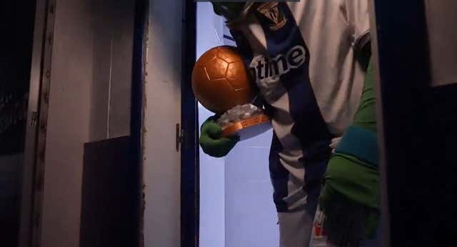 El Leganés ‘cuela’ un Balón de Oro en el vestuario del Real Madrid en Butarque, pero…: ‘Lo de Vinicius lo decís vosotros’