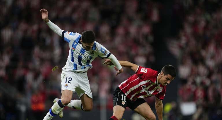 Real Sociedad y Athletic en un partido de la temporada pasada.