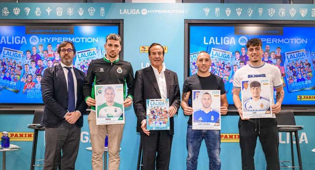 LaLiga Hypermotion rompe la puerta y ya cuenta con sus propios cromos PANINI: «La reacción ha sido tremendamente positiva»