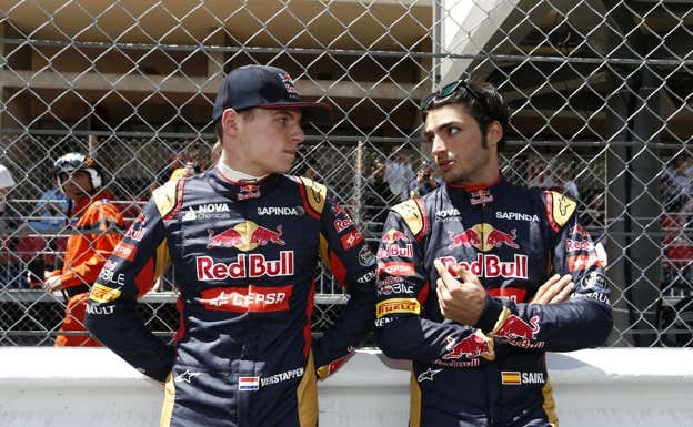 Verstappen y Sainz, en su etapa en Toro Rosso. AFP