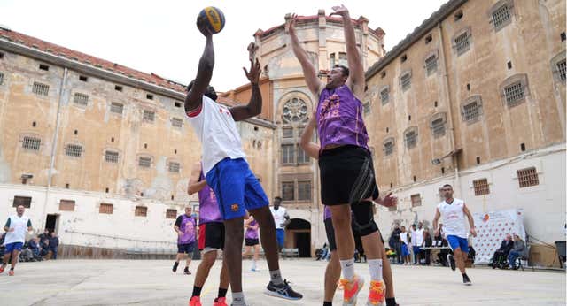 El baloncesto regresa a La Modelo para honrar a un proyecto pionero