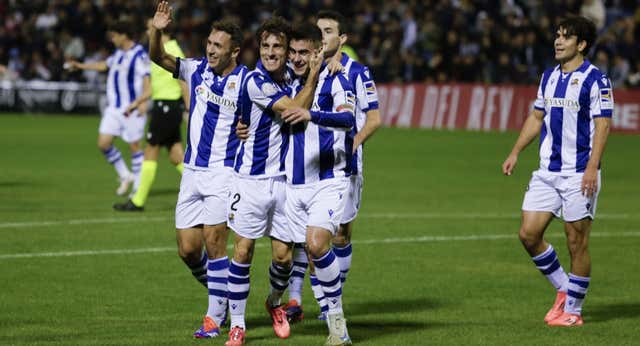 Ander Barrenetxea no tiene piedad con el Jove y la Real avanza en la Copa