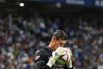 A Diego Conde, el portero revelación de LaLiga, le comparaban con De Gea y aprendió de Oblak: «Sería un sueño jugar en el Atlético, cerrar el círculo»