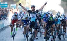 Cuando Mark Cavendish mandó a paseo al cura de Puente del Río en un control antidopaje