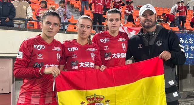 Japón como nuevo destino futbolístico y ‘cuna’ de un deporte ‘sin trampas’: «Te das cuenta de que has estado sobreviviendo del fútbol»