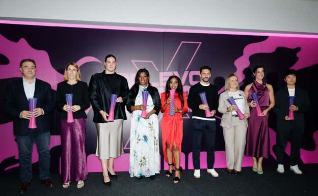 Todos los premiados del primer 'Relevo x Change', celebrado el jueves 14 de diciembre de 2024 RELEVO