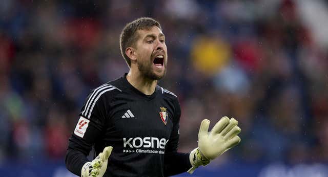 Osasuna renueva a Aitor Fernández hasta 2027